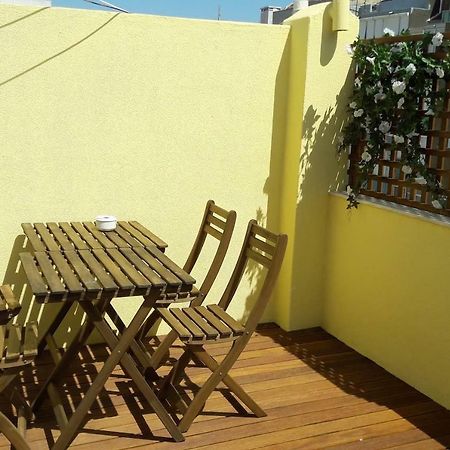 Modern Cosy Flat With Terrace In Campo De Ourique. Lägenhet Lisboa Exteriör bild