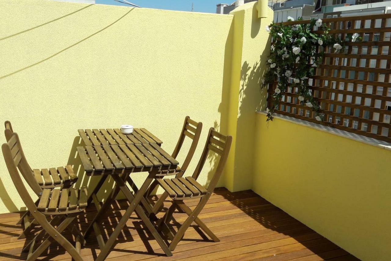 Modern Cosy Flat With Terrace In Campo De Ourique. Lägenhet Lisboa Exteriör bild