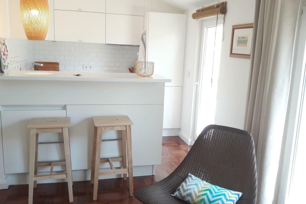 Modern Cosy Flat With Terrace In Campo De Ourique. Lägenhet Lisboa Exteriör bild