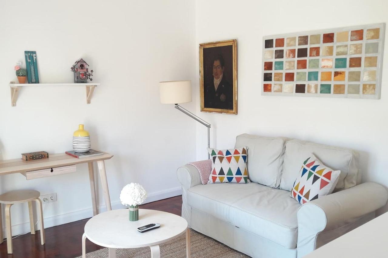 Modern Cosy Flat With Terrace In Campo De Ourique. Lägenhet Lisboa Exteriör bild