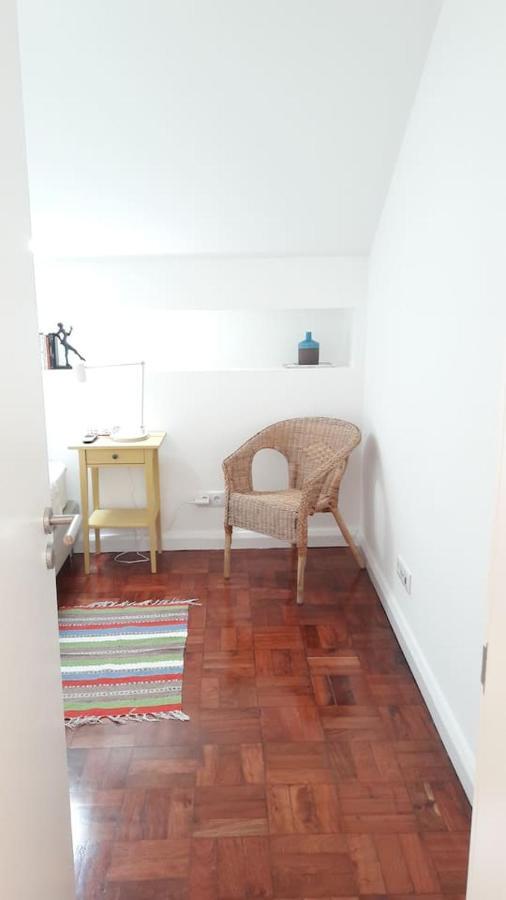 Modern Cosy Flat With Terrace In Campo De Ourique. Lägenhet Lisboa Exteriör bild